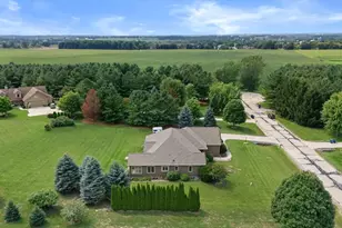 227 Hunters Crossing, Slinger, WI 53086 - Photo 39