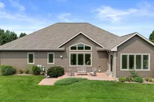 227 Hunters Crossing, Slinger, WI 53086 - Photo 41