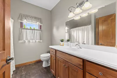 227  Hunters Xing, Slinger, WI 53086 - Photo 25