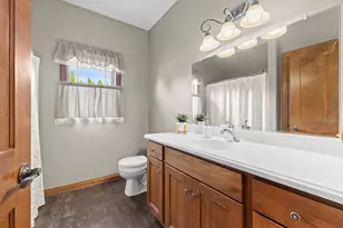 227 Hunters Crossing, Slinger, WI 53086 - Photo 25