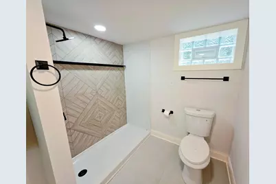 5565 N 32nd St, Milwaukee, WI 53209 - Photo 27