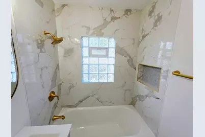 5565 N 32nd St, Milwaukee, WI 53209 - Photo 11