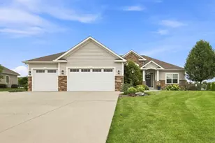 4817 Copper Leaf Blvd, Racine, WI 53403 - Photo 37