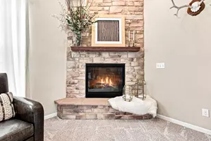 4817 Copper Leaf Blvd, Racine, WI 53403 - Photo 9