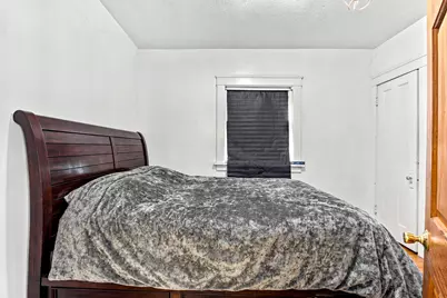 1300  Marquette St, Racine, WI 53404 - Photo 9