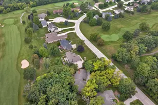 404 Ledgewood Dr, Fond du Lac, WI 54937 - Photo 43