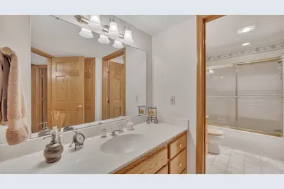 404  Ledgewood Dr, Fond du Lac, WI 54937 - Photo 27