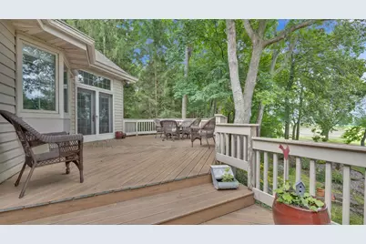 404  Ledgewood Dr, Fond du Lac, WI 54937 - Photo 35