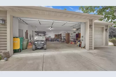 404  Ledgewood Dr, Fond du Lac, WI 54937 - Photo 39