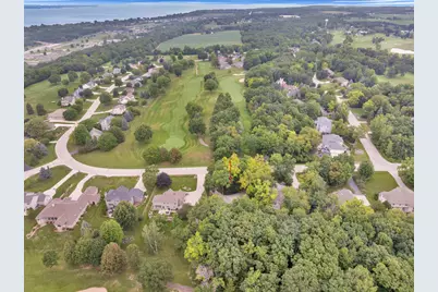 404  Ledgewood Dr, Fond du Lac, WI 54937 - Photo 45