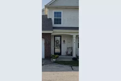 W205N16469  Cranberry Creek Ln, Jackson, WI 53037 - Photo 3