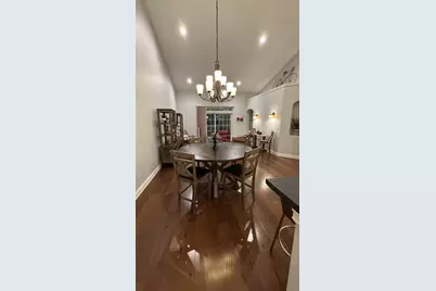 W205N16469  Cranberry Creek Ln, Jackson, WI 53037 - Photo 5