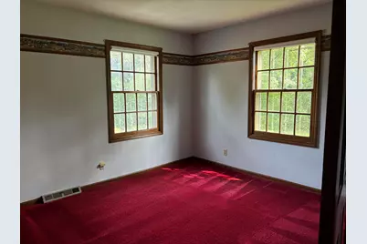324 S Sawyer Rd, Summit, WI 53066 - Photo 29