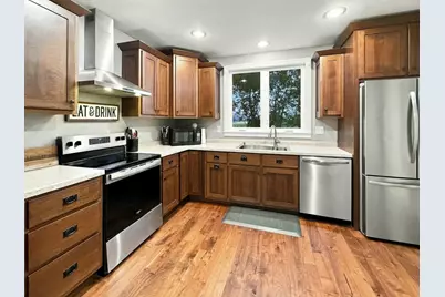 331  Bekkedal Ave, Westby, WI 54667 - Photo 5