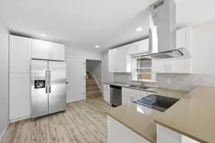 2920 N 27th St, Milwaukee, WI 53210 - Photo 9