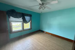 2017 Adams St, Two Rivers, WI 54241 - Photo 13