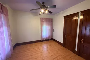 2017 Adams St, Two Rivers, WI 54241 - Photo 9