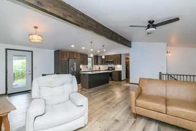 W389N7644  Pennsylvania St, Oconomowoc, WI 53066 - Photo 5