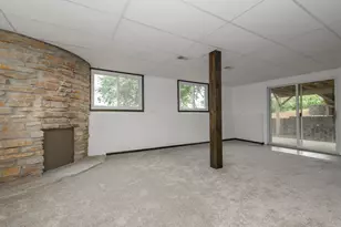 W389N7644 Pennsylvania St, Oconomowoc, WI 53066 - Photo 27