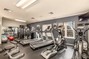 1300 N Prospect Ave, Milwaukee, WI 53202 - Photo 29