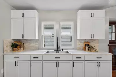 2772 N 52nd St, Milwaukee, WI 53210 - Photo 11