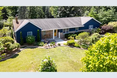 3395  Overlook Ct, West Bend, WI 53095 - Photo 45