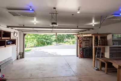 3395  Overlook Ct, West Bend, WI 53095 - Photo 37