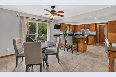3395  Overlook Ct, West Bend, WI 53095 - Photo 15