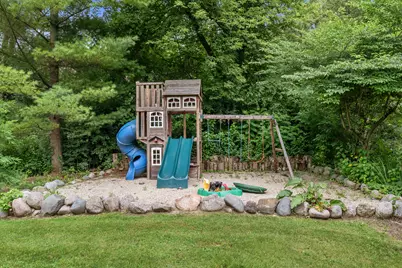 3395  Overlook Ct, West Bend, WI 53095 - Photo 39
