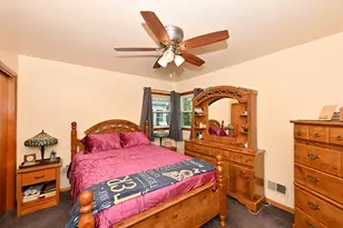 7722 W Kathryn Ave, Milwaukee, WI 53218 - Photo 13