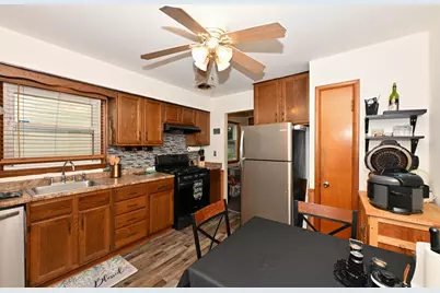 7722 W Kathryn Ave, Milwaukee, WI 53218 - Photo 7