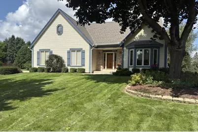 680  River Meadow Dr, Hartland, WI 53029 - Photo 1