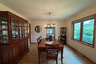 680 River Meadow Dr, Hartland, WI 53029 - Photo 15
