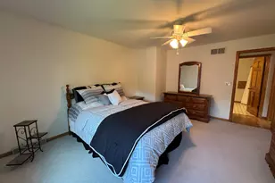 680 River Meadow Dr, Hartland, WI 53029 - Photo 45
