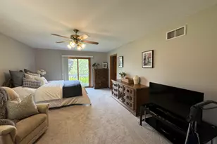 680 River Meadow Dr, Hartland, WI 53029 - Photo 31