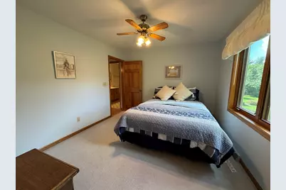 680  River Meadow Dr, Hartland, WI 53029 - Photo 39