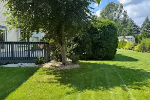 680 River Meadow Dr, Hartland, WI 53029 - Photo 51