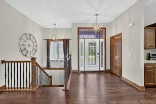 5227 Kings Way, Racine, WI 53403 - Photo 25