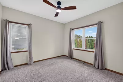 5227  Kings Way, Racine, WI 53403 - Photo 21