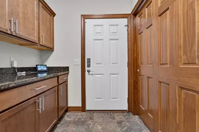 5227  Kings Way, Racine, WI 53403 - Photo 15