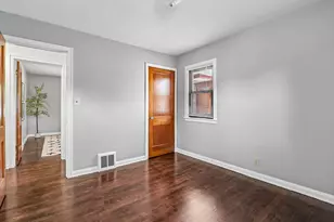 3206 S Griffin Ave, Milwaukee, WI 53207 - Photo 17