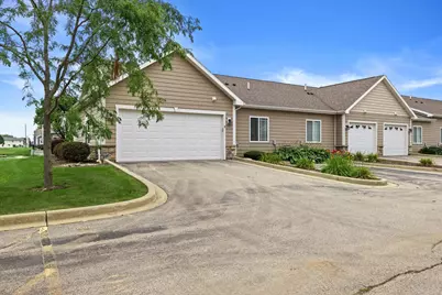 2820  21st St #9, Kenosha, WI 53140 - Photo 25