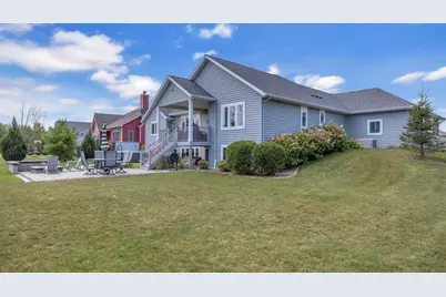 5019  Wild Meadows Dr, Sheboygan, WI 53083 - Photo 39
