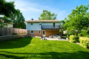 10445 W Concordia Ave, Wauwatosa, WI 53222 - Photo 33