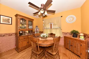 8023 W Beckett Ave, Milwaukee, WI 53218 - Photo 11