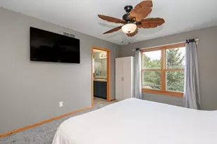 1497 Sunnyridge Rd, Pewaukee, WI 53072 - Photo 17