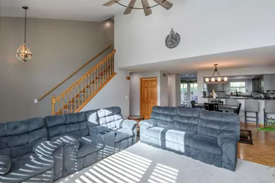 1497  Sunnyridge Rd, Pewaukee, WI 53072 - Photo 3