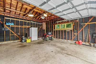 10205 W Grange Ave, Hales Corners, WI 53130 - Photo 27