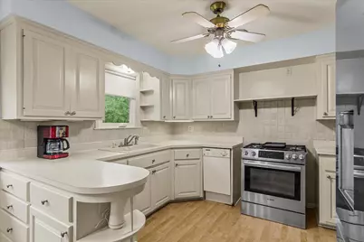 10205 W Grange Ave, Hales Corners, WI 53130 - Photo 7