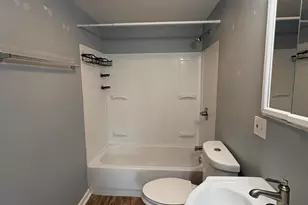 1537 S 94th St, West Allis, WI 53214 - Photo 7